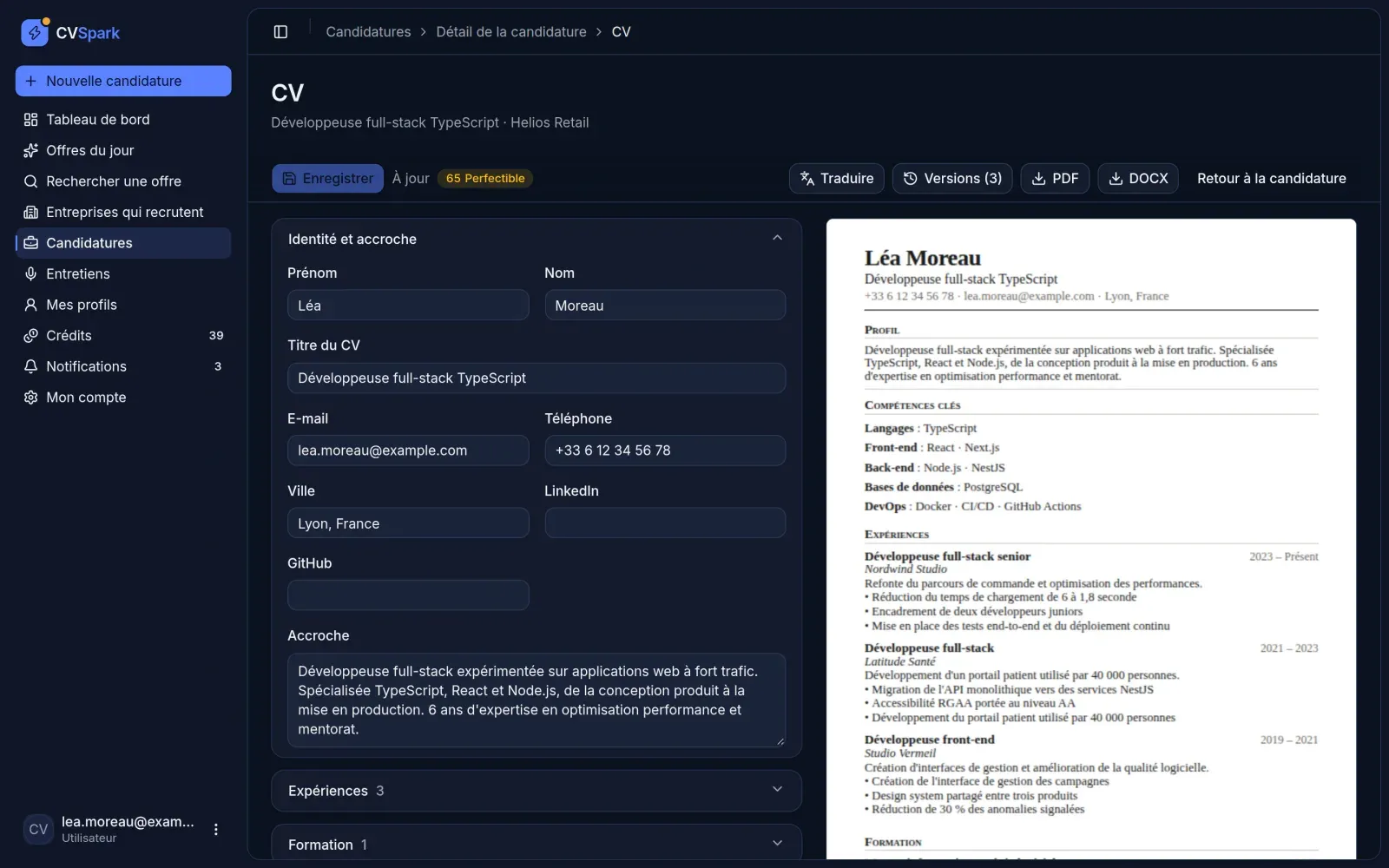 Éditeur de CV Jobspark : formulaire par sections à gauche, aperçu du CV rendu à droite, badge « 65 Perfectible »